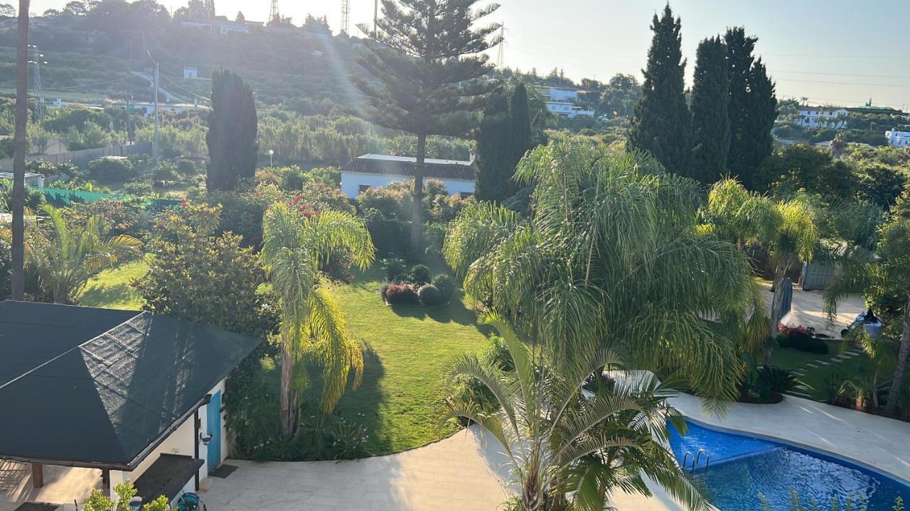 La Pina Verde Estepona Exteriör bild